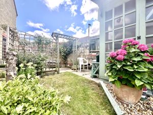 Side Garden- click for photo gallery